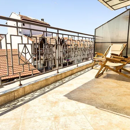 Πανσιόν Views Σωζόπολη