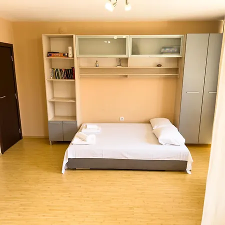 Πανσιόν Views 3*