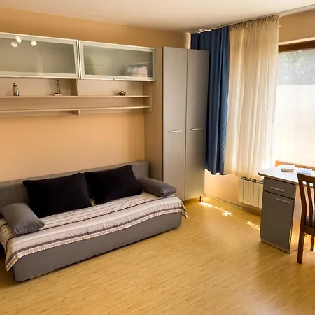 Views 게스트하우스 소조폴