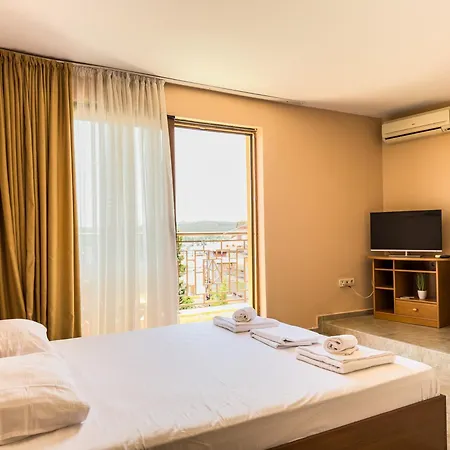 Views 게스트하우스