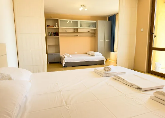 Views 3* 索佐波尔